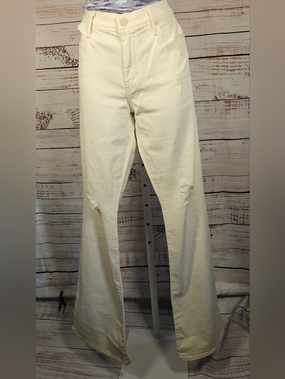 MOTHER The Cruiser High Rise Flare Jeans Size 31 Tea and Biscuits Cream
